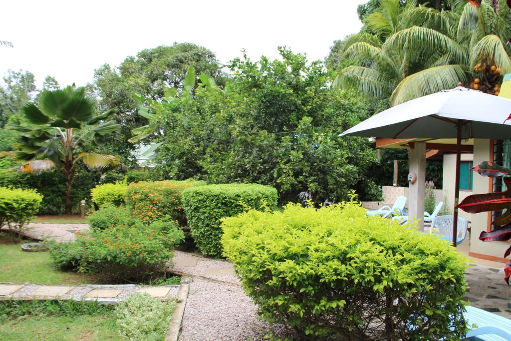 Belle Des Iles Bed and Breakfast La Digue Exterior foto