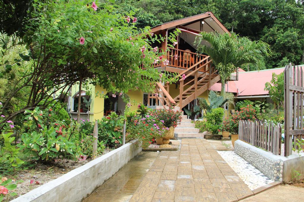 Belle Des Iles Bed and Breakfast La Digue Exterior foto